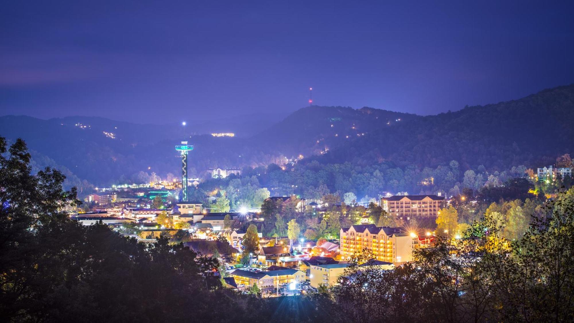 Suite Sensations, Hot Tub, Pool Table, 1089 Free Tickets Each Paid Day, Dollywood And More Pigeon Forge Exterior foto